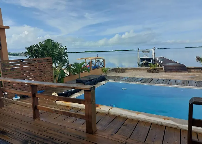 The Spot At Tarpon Bay 4 Miles South Of Town * San Pedro (Ambergris Caye)